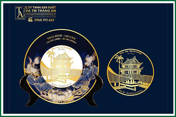 Đĩa sứ